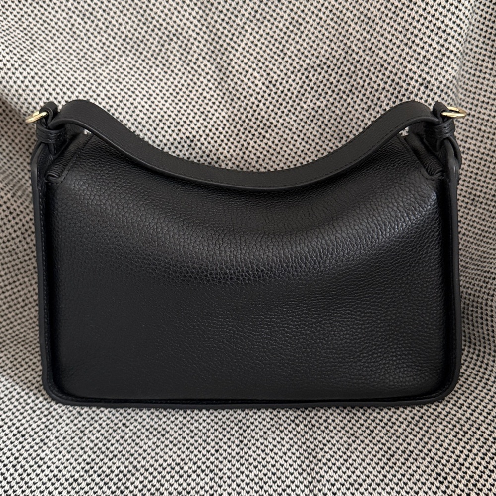 The Horse | Clementine in Black with gold hardware - Picture 5 of 12